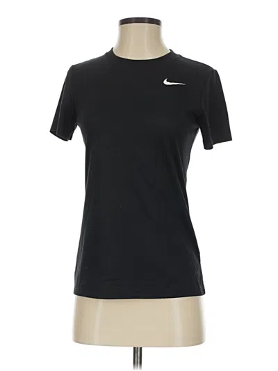 Pre-owned Nike Active T-shirt In Black