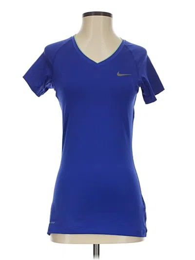 Pre-owned Nike Active T-shirt In Blue