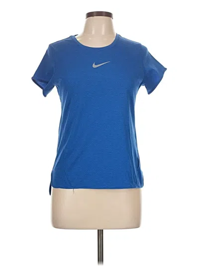 Pre-owned Nike Active T-shirt In Blue