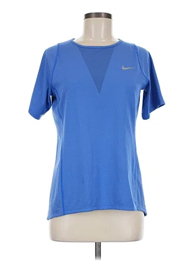 Pre-owned Nike Active T-shirt In Blue