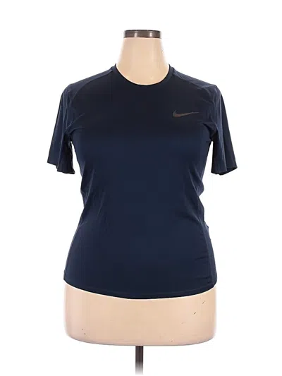 Pre-owned Nike Active T-shirt In Blue