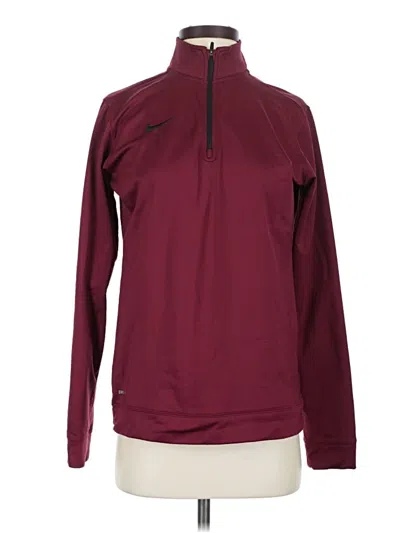 Pre-owned Nike Active T-shirt In Burgundy