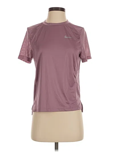 Pre-owned Nike Active T-shirt In Burgundy