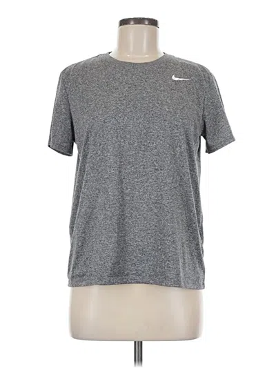Pre-owned Nike Active T-shirt In Gray