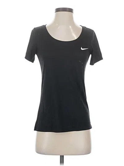 Pre-owned Nike Active T-shirt In Gray