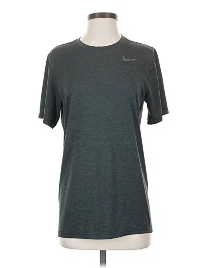 Pre-owned Nike Active T-shirt In Gray