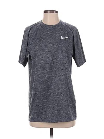Pre-owned Nike Active T-shirt In Gray