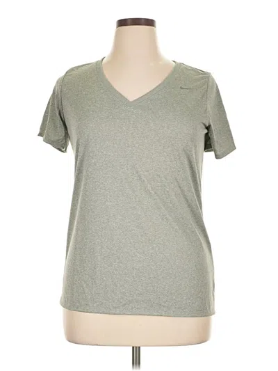 Pre-owned Nike Active T-shirt In Gray