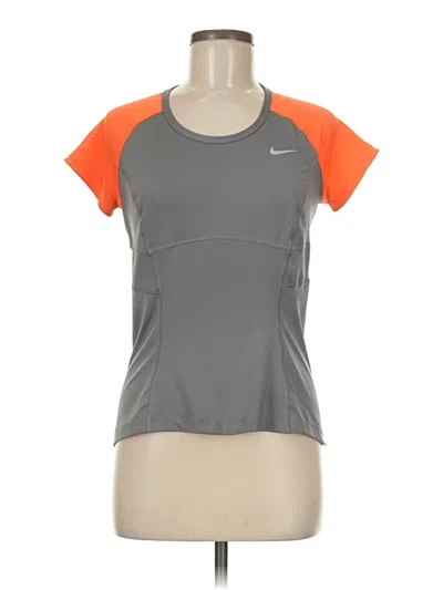 Pre-owned Nike Active T-shirt In Gray