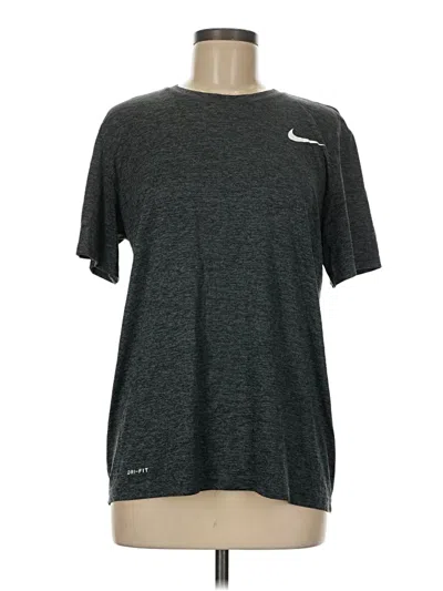 Pre-owned Nike Active T-shirt In Gray