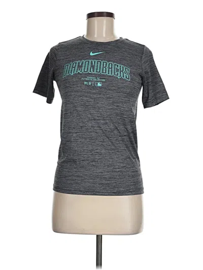 Pre-owned Nike Active T-shirt In Gray