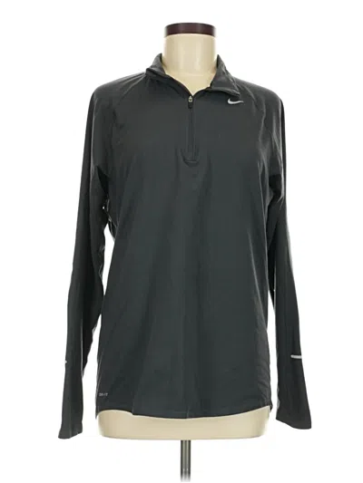 Pre-owned Nike Active T-shirt In Gray