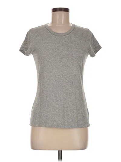 Pre-owned Nike Active T-shirt In Gray