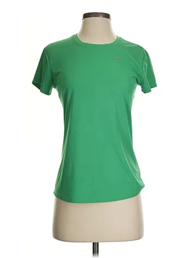 Pre-owned Nike Active T-shirt In Green