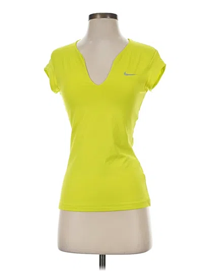 Pre-owned Nike Active T-shirt In Green