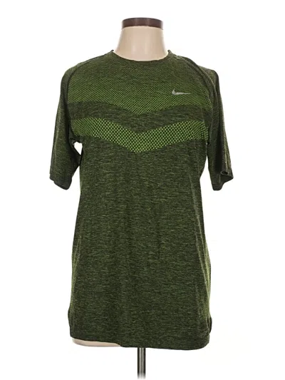 Pre-owned Nike Active T-shirt In Green