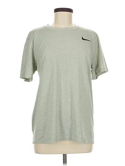 Pre-owned Nike Active T-shirt In Green