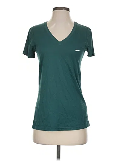 Pre-owned Nike Active T-shirt In Green