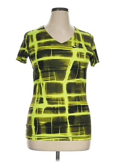 Pre-owned Nike Active T-shirt In Green