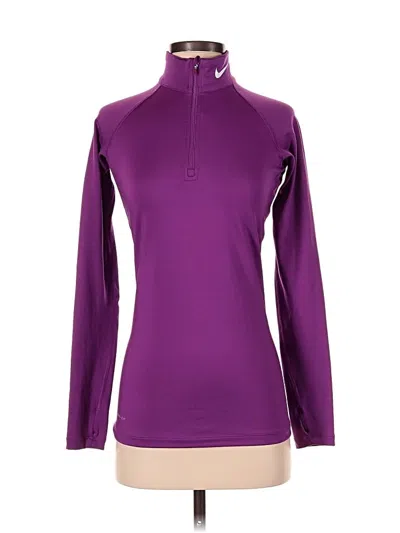 Pre-owned Nike Active T-shirt In Purple