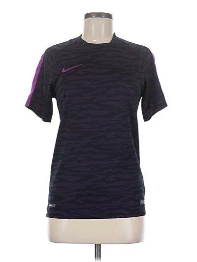 Pre-owned Nike Active T-shirt In Purple