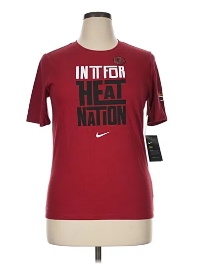 Pre-owned Nike Active T-shirt In Red
