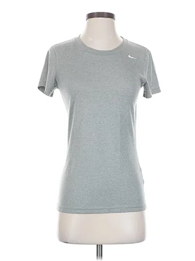 Pre-owned Nike Active T-shirt In Silver