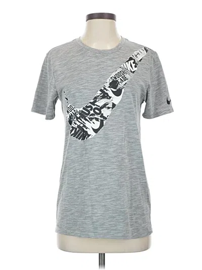 Pre-owned Nike Active T-shirt In Silver