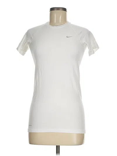 Pre-owned Nike Active T-shirt In White