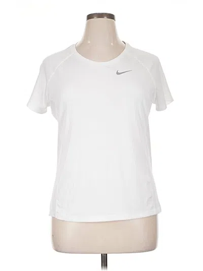 Pre-owned Nike Active T-shirt In White