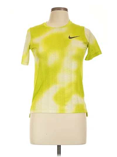 Pre-owned Nike Active T-shirt In Yellow
