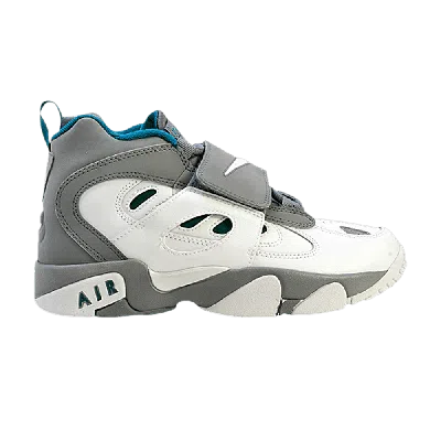 Pre-owned Nike Air Diamond Turf 2 Gs 'stealth Fresh Water' In Grey
