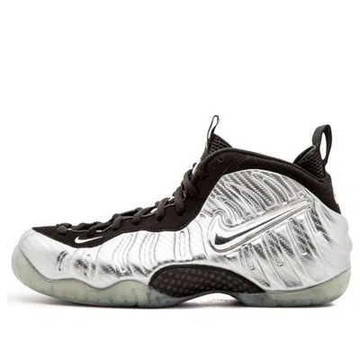 NIKE NIKE AIR FOAMPOSITE PRO  'METALLIC SIVLER'