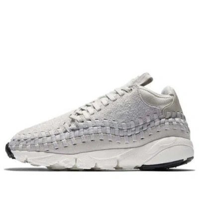 Pre-owned Nike Air Footscape Woven Chukka Qs Hairy Suede 913929-002 In White