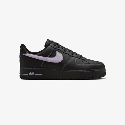 Nike Air Force 1 '07 Lv8 In Black