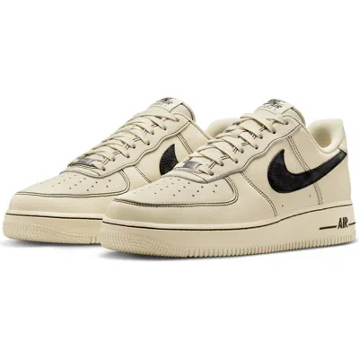 NIKE NIKE AIR FORCE 1 '07 LV8 SNEAKER