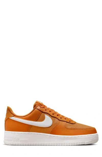Nike Air Force 1 '07 Lv8 Sneaker In Multi