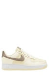 NIKE AIR FORCE 1 '07 LV8 SNEAKER