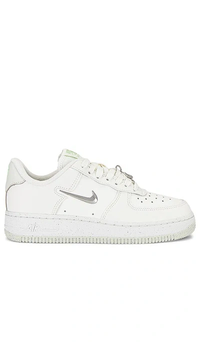 Nike Air Force 1 '07 Nn Se Sneaker In Sail  Vapor Green  Sea Glass  & Volt