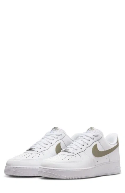 NIKE NIKE AIR FORCE 1 '07 SNEAKER