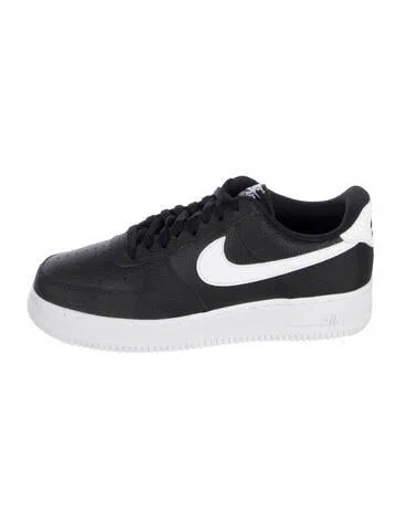 Pre-owned Nike Air Force 1 Low '07 Black White Pebbled Leather Sneakers