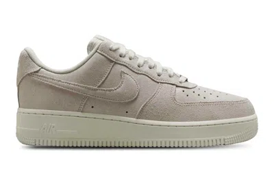 Pre-owned Nike Air Force 1 Low '07 Se Sail Glittery Suede (women's) In White/sail/team Red