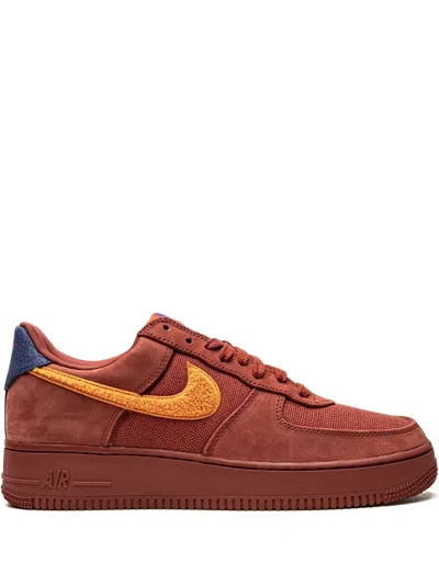 Nike Air Force 1 Low "la Familia" Sneakers In 红色