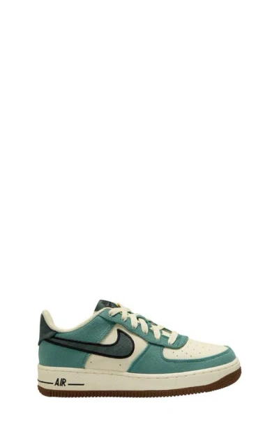 Nike Air Force 1 Lv8 Sneaker In Milk/green/bicoastal