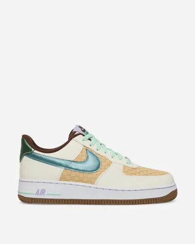 Nike Air Force 1 Trainers Sesame / In White
