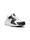 Nike Girls  Huarache Run In White