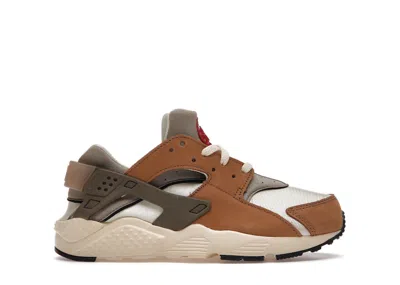 Pre-owned Nike Air Huarache Stussy (2021) Sneakers In Desert Oak/reed/light Straw