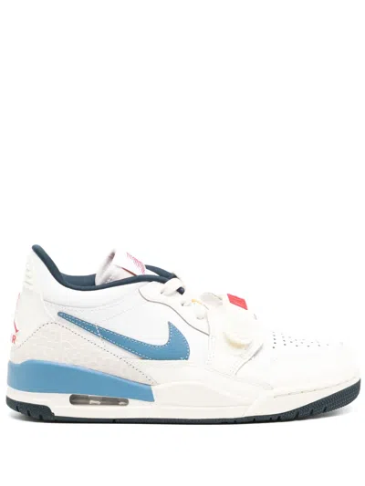 Nike Air Jordan Legacy 312 Sneakers In White