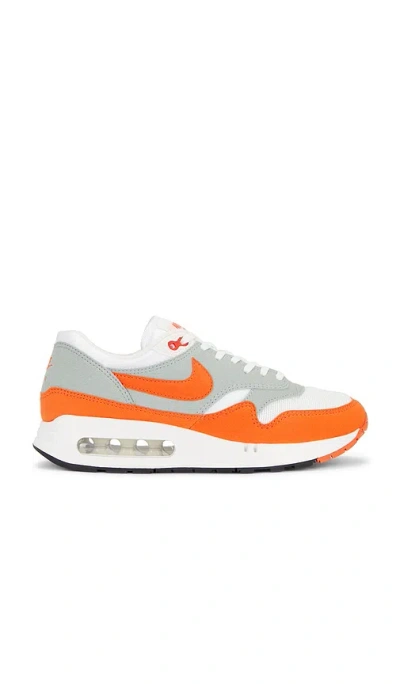 Nike Air Max 1 '86 Sneakers In Grau