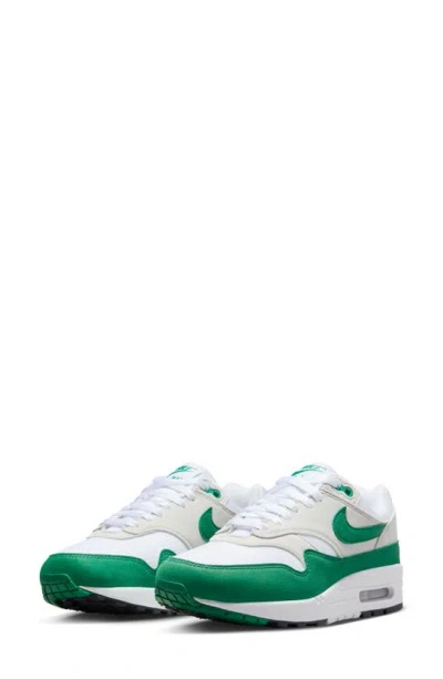 Nike Air Max 1 Sneakers In Green-gray In Neutral Grey/malachite/white/black 